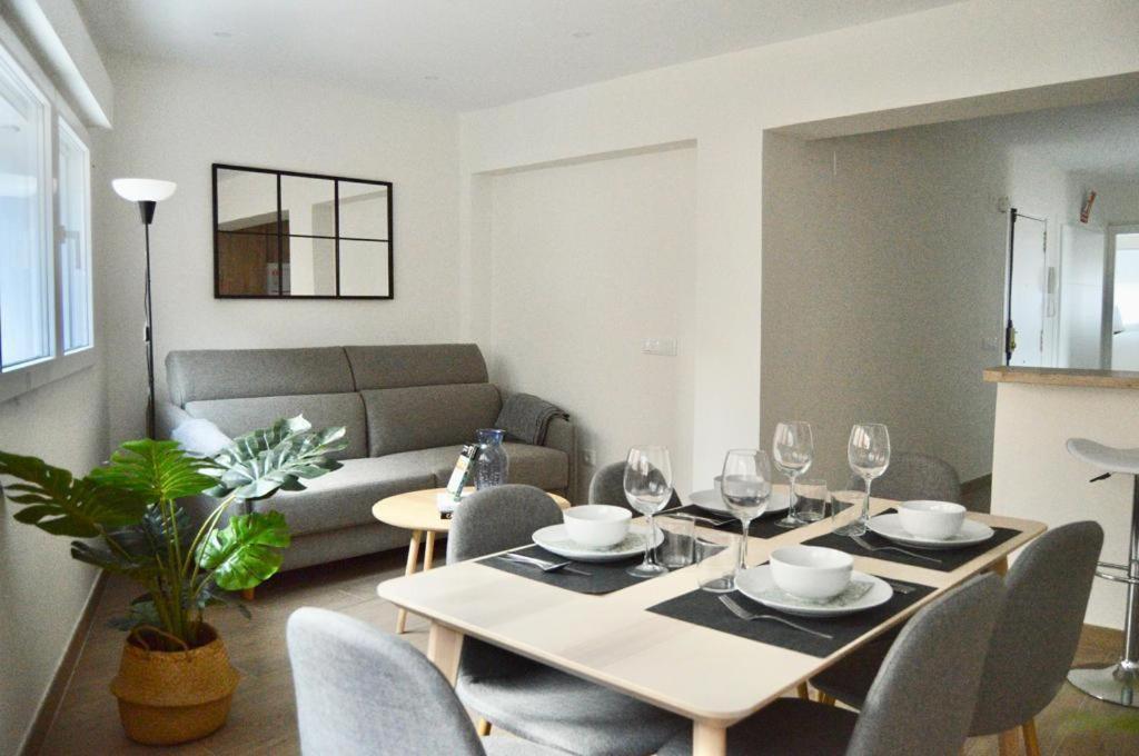 Apartamento Turistico Clavellinas IV กาเซเรส ภายนอก รูปภาพ