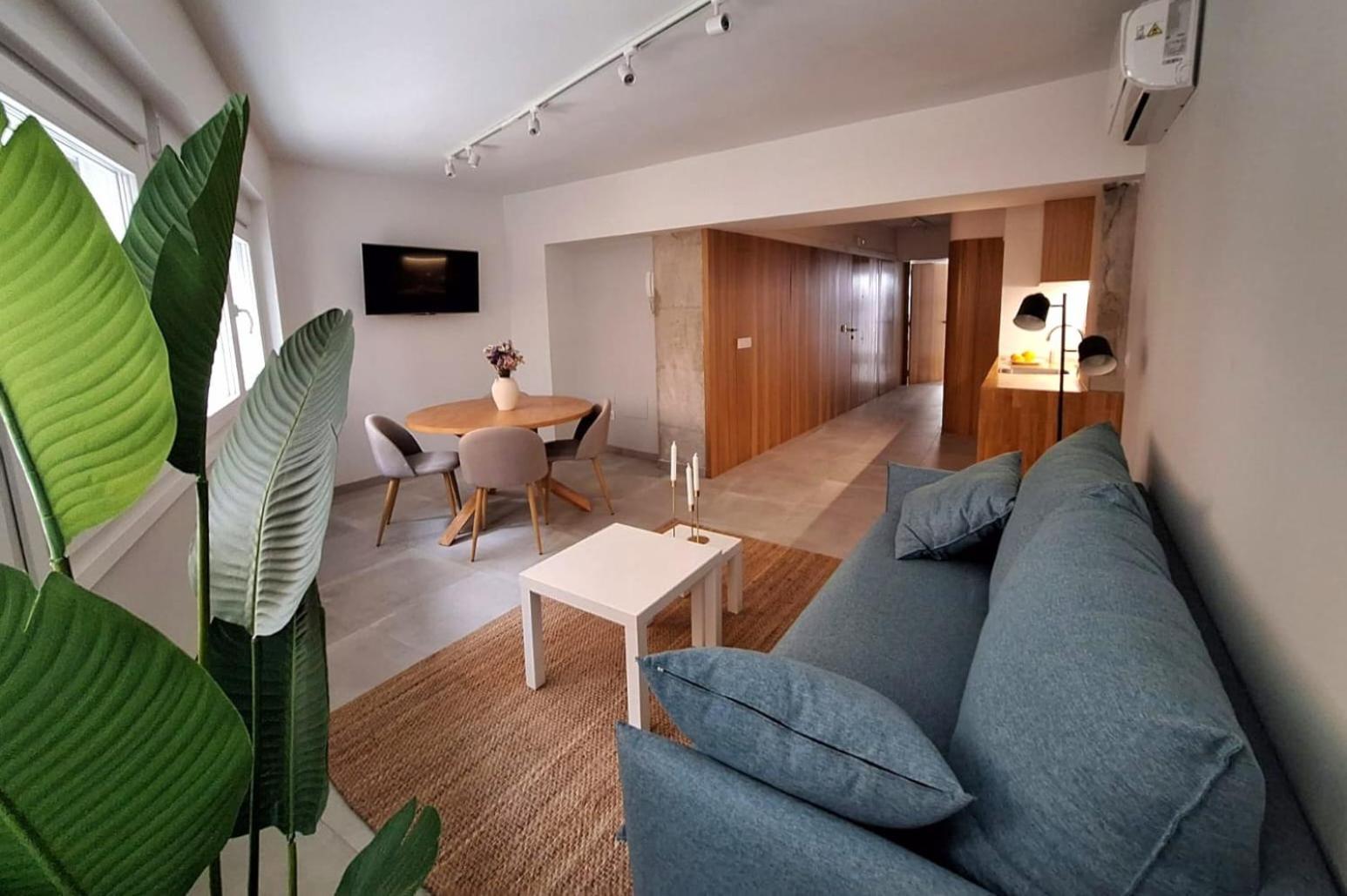 Apartamento Turistico Clavellinas IV กาเซเรส ภายนอก รูปภาพ